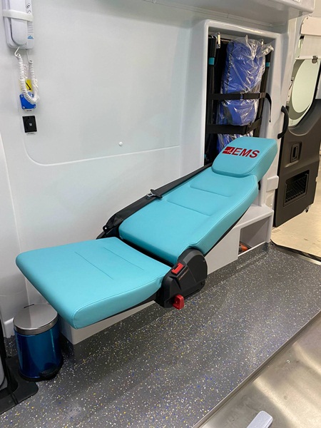 Apeiron-DC-M1-ambulance-seats-020