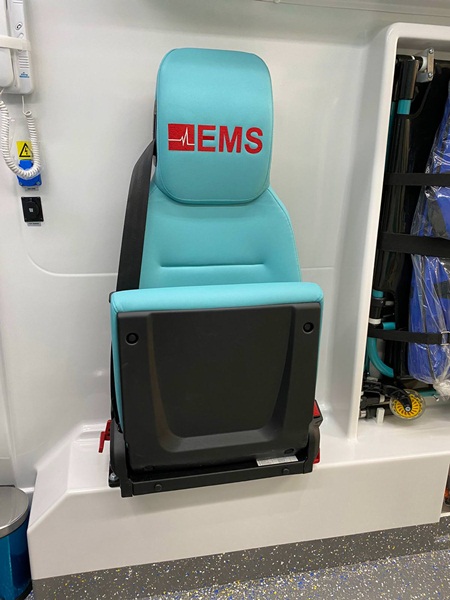 Apeiron-DC-M1-ambulance-seats-029